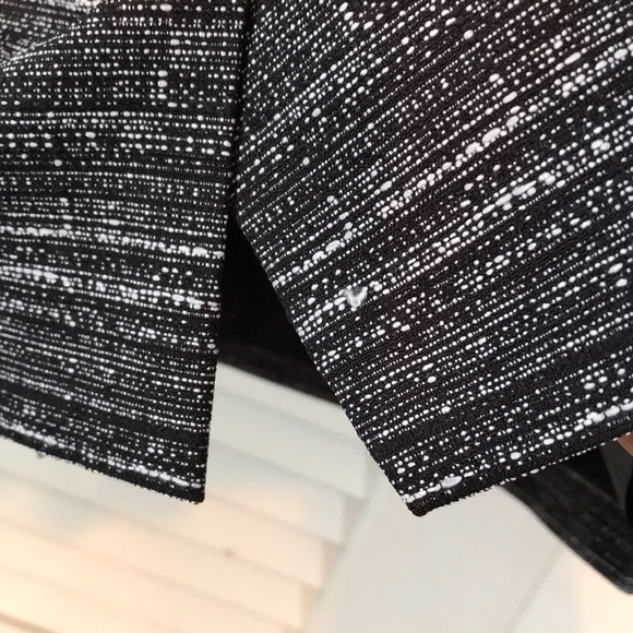 Loft Black Patterned Skirt 4p - Picture 4 of 6